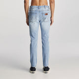 WRANGLER 902767 Sid Slim Tapered Jean - Billy Ray Worn