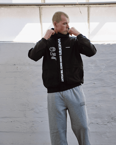 WNDRR AMPLIFY SPRAY JACKET - BLACK