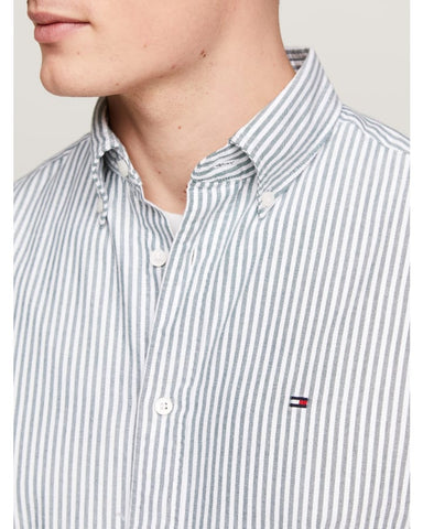 TOMMY HILFIGER MW0MW36238_0CI Heritage Stripe Regular Fit Oxford Shirt - Ornamental Greenoptic White