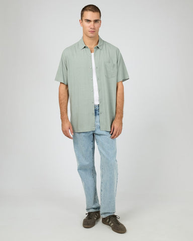 SILENT THEORY 40X0185 Textured Linen S/S Shirt - Green