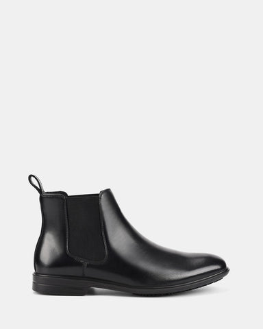 HUSH PUPPIES Cambridge EEE Extra Wide Leather Boot - Black