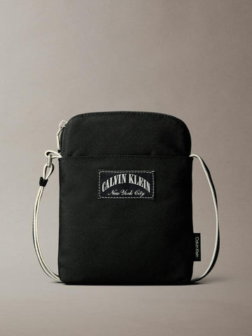 CALVIN KLEIN 4D3346G Heritage Crest Logo Reporter Bag - Black