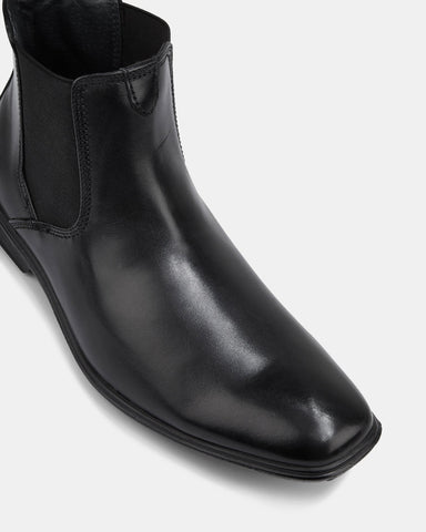 HUSH PUPPIES Chelsea Leather Boot - Extra Wide Fit
