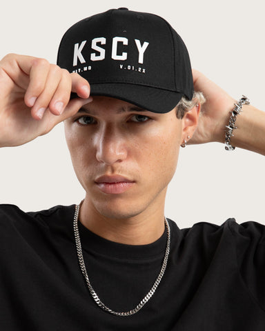 KISS CHACEY Acrus Snapback Cap - Jet Black
